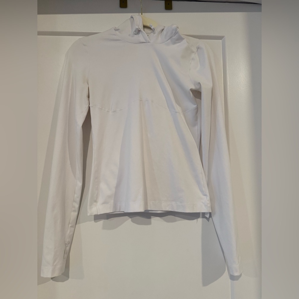 Alo Yoga Women's White Long Sleeve Top